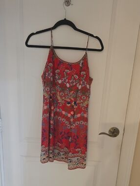 Alice + Olivia Red Floral Mini Dress
